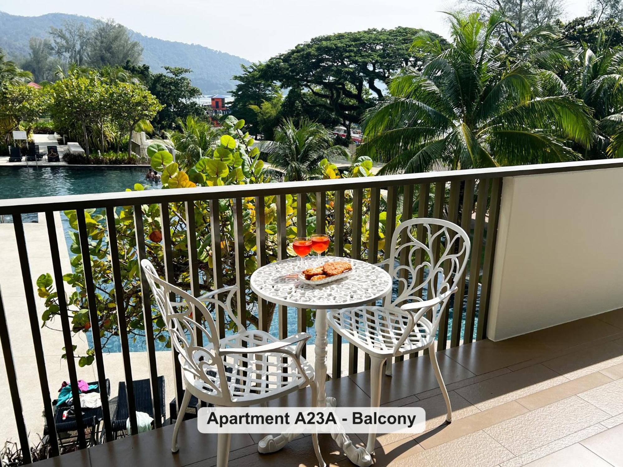 By The Sea- Pool And Sea View Apartment Batu Feringgi Ngoại thất bức ảnh